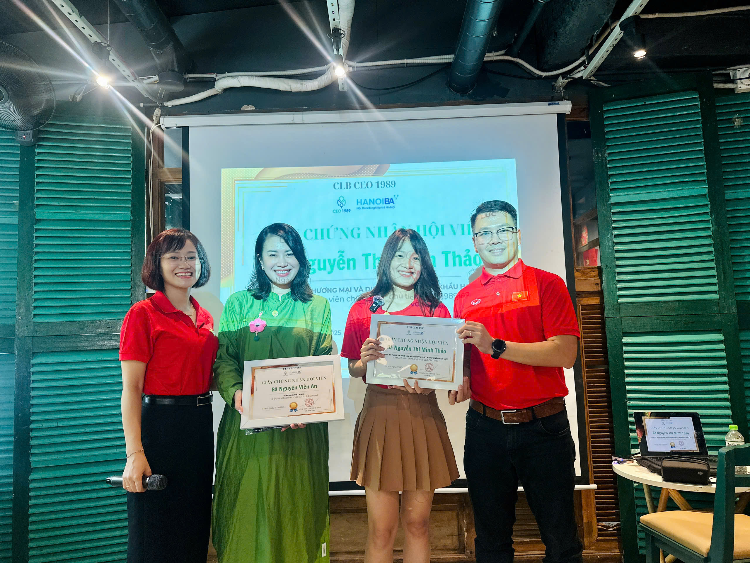 z6933731054548_a42a15a7dfa362fa09be750fee81f2f2